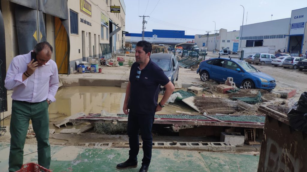 Fotos en el polígono Puente Alto tras la gota fría en la Vega Baja